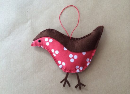 How to make a fabric robin for your Christmas tree